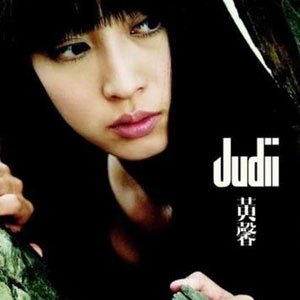 美女扒开嫩嫩的尿口让人桶
